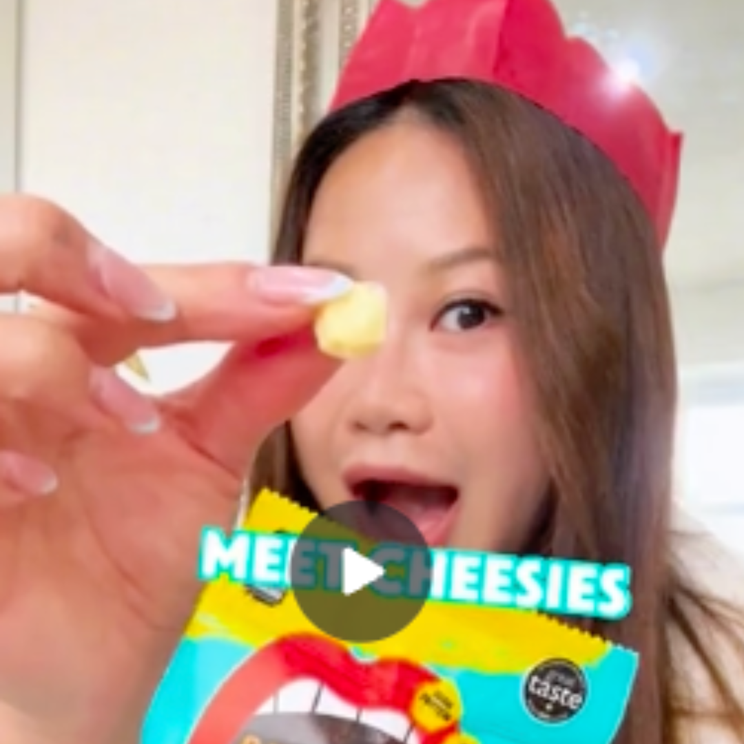 Limited-Edition Cheesies x Edinburgh Fringe Christmas Crackers the Official Snack of the 2025 Edinburgh Festival Fringe,